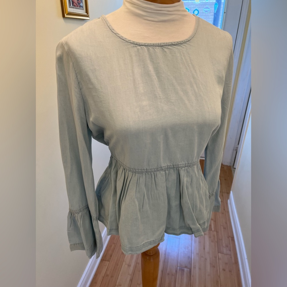 Light Denim Peblum Top w/Bell Sleeve